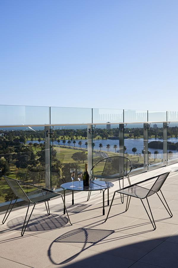 Tyrian Albert Park Lake Melbourne Exterior foto